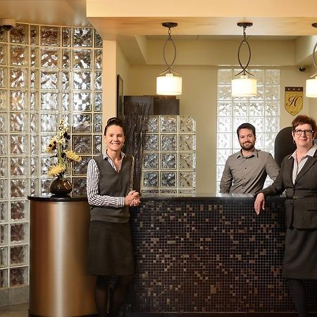 Hotel Du Fjord Chicoutimi Екстериор снимка